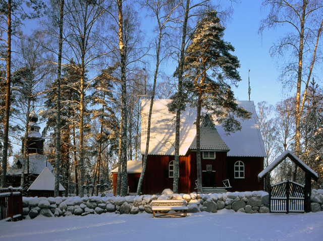 Karuna kyrka på Fölisöns friluftsmuseum. Soile Tirilä 1999