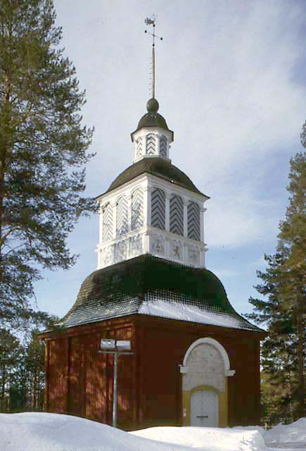 Pudasjärven kirkon tapuli. Martti Jokinen 1997