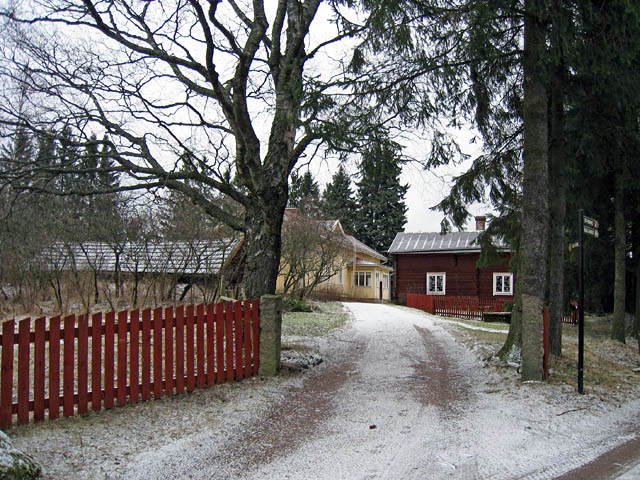 Kyrala by. Hilkka Högström 2008