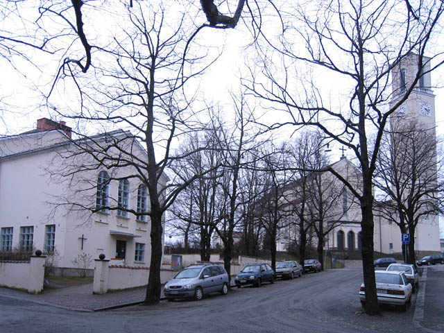 Martins församlingshus och kyrka. Hilkka Högström 2008