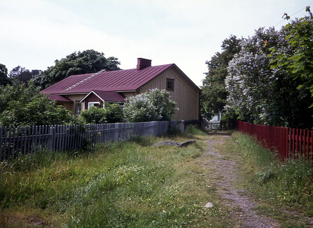 Vy över skärgårdsby på Fagerö. Hanna Kronlöf 1977