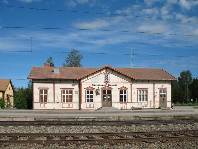 Bennäs järnvägsstation. Tuija Mikkonen 2006