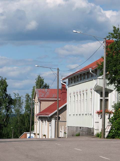 Ikaalisten vanha kauppala, Kauppakadun pohjoispäätä. Jari Heiskanen 2007