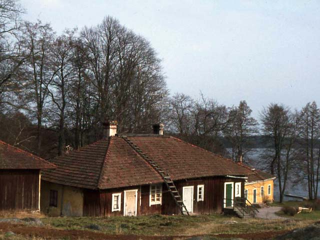 Björkboda bruks arbetarbostäder, s.k. Mämmrivan. Teresia Ijäs 1980