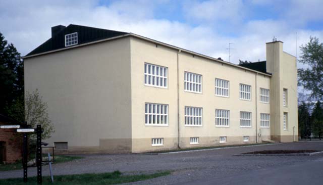 Korian pioneerikoulu. Ulla-Riitta Kauppi 2004