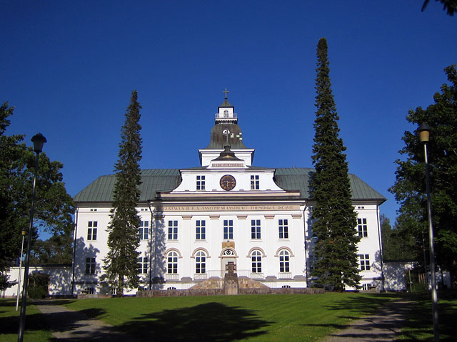 Korsholms kyrka, före detta Vasa hovrätt. Johanna Forsius 2008